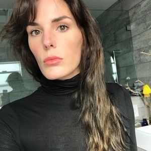 Meet your Posher, Eva